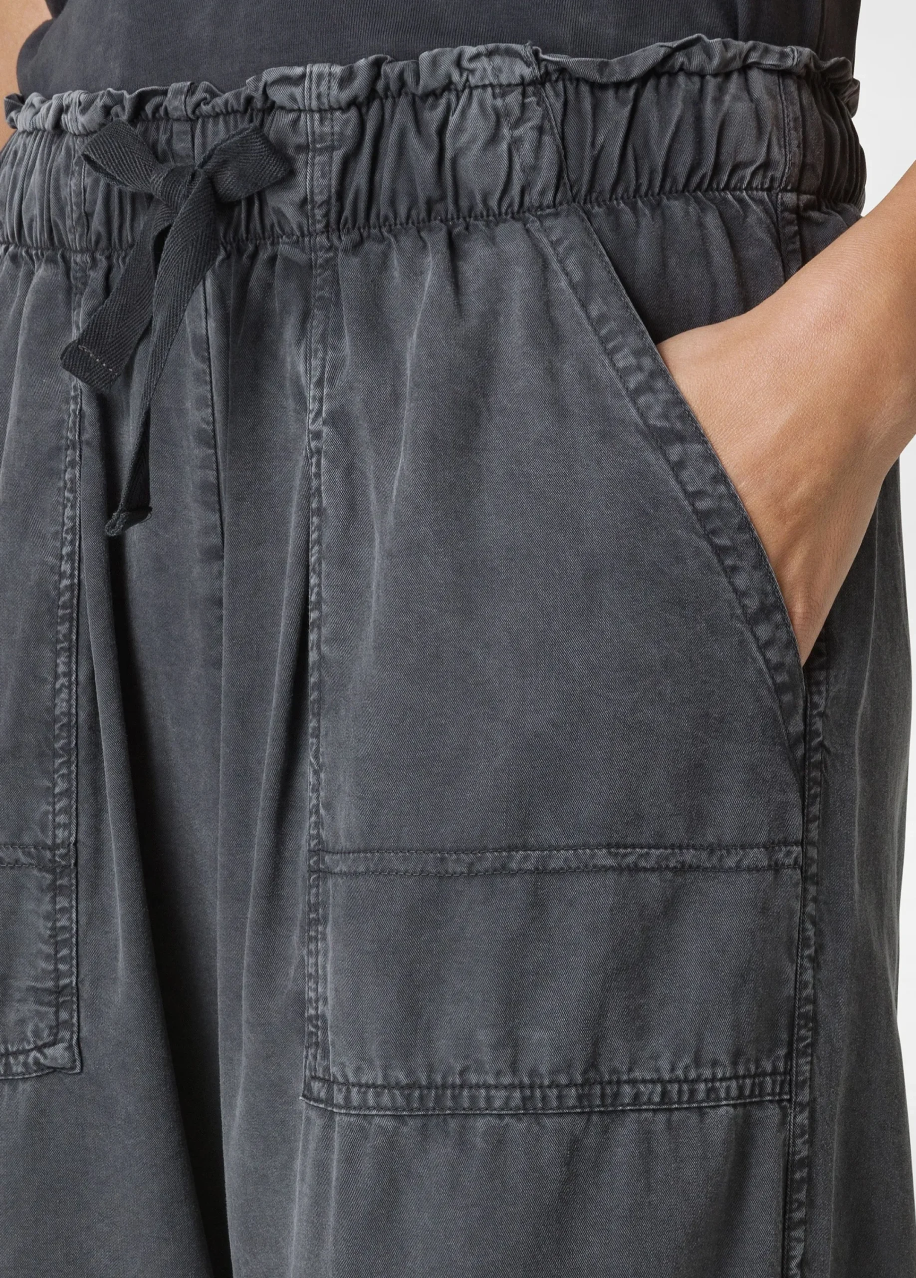 Store Pantalone In Tencel Effetto Marmo Nero Donna Pantaloni