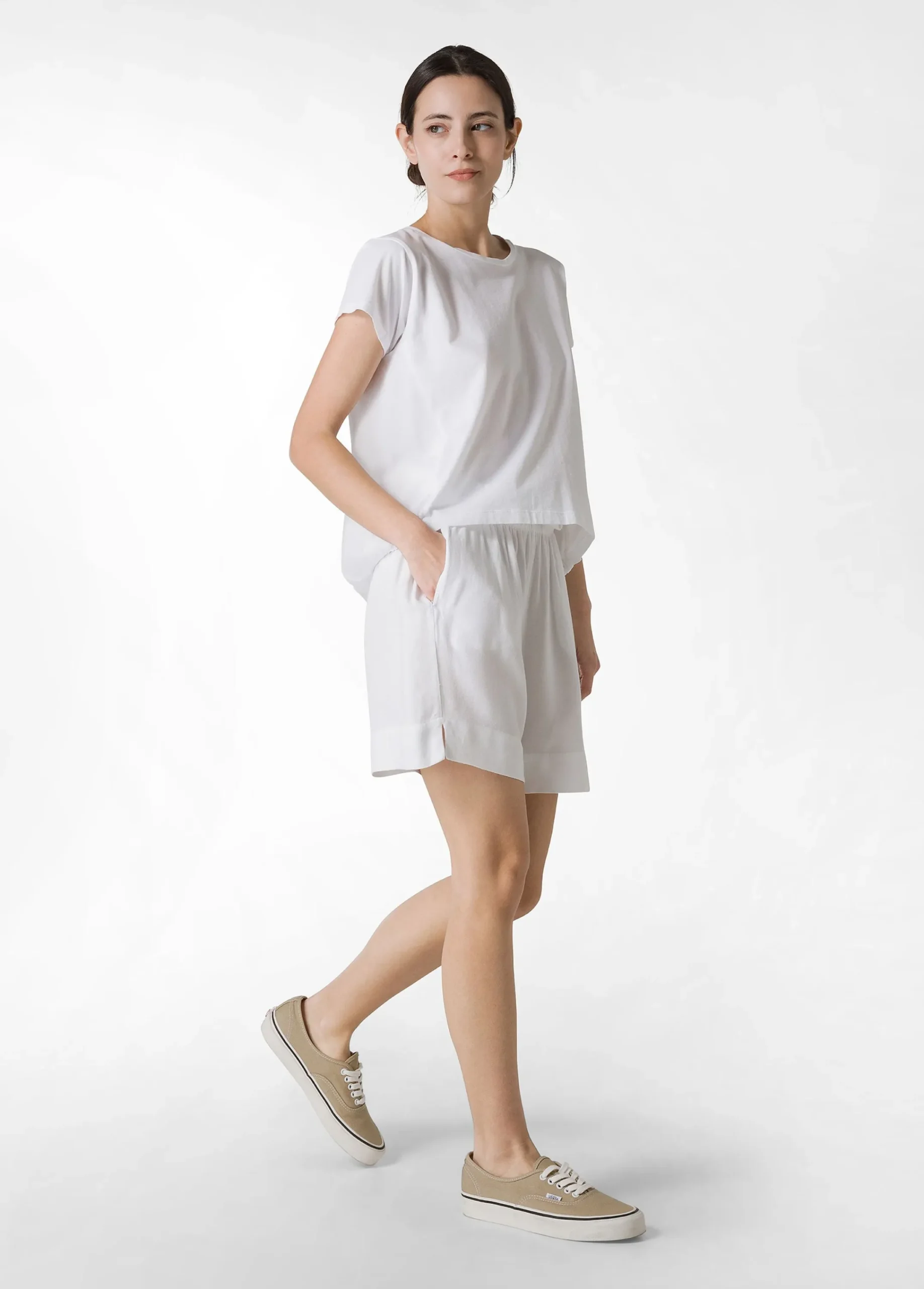 Best Sale Shorts In Viscosa Crepe Bianco Donna Bermuda