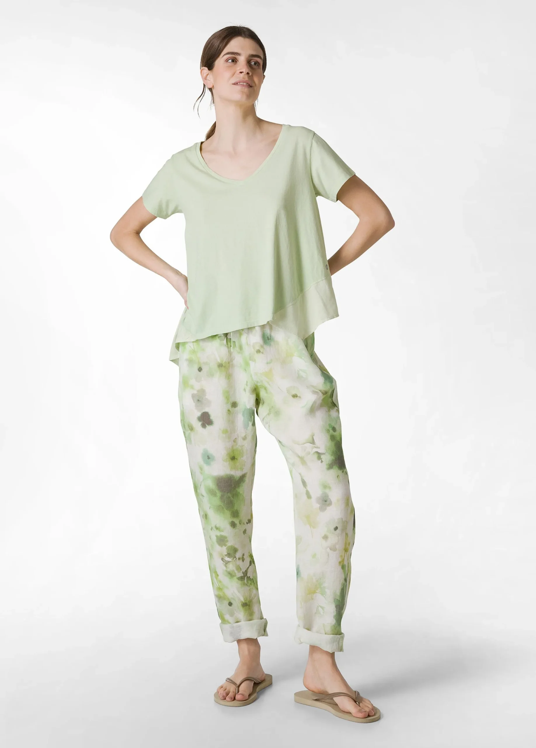 Best Sale T-Shirt Assimetrica Con Inserti In Lino Verde Donna Top & T-Shirts