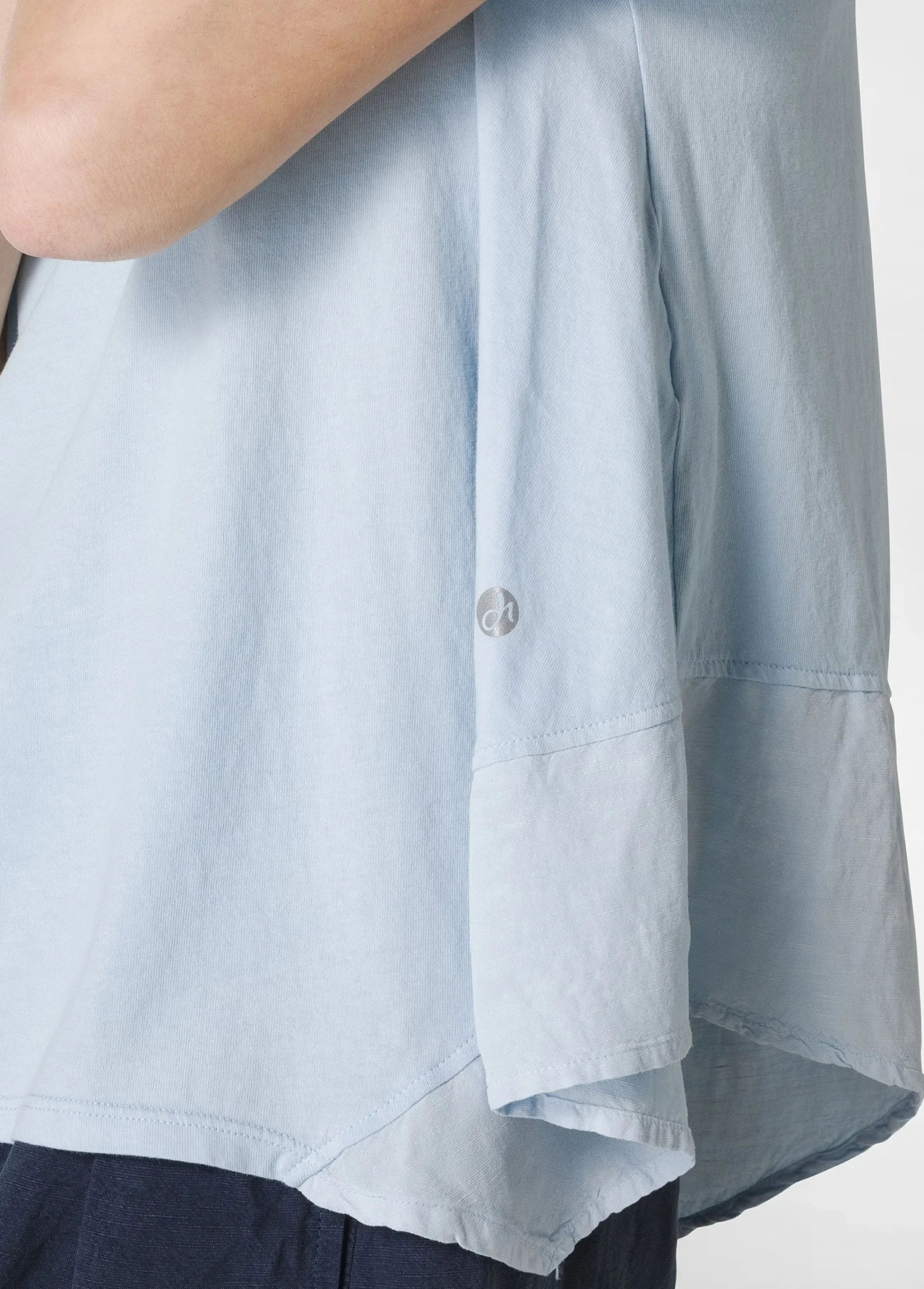 Fashion T-Shirt Assimetrica Con Inserti In Lino Blu Donna Top & T-Shirts
